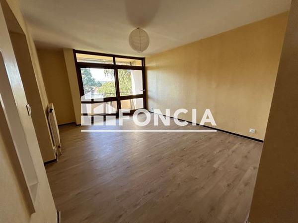 Location Appartement 4 pièces 75 m² - SQUARE MICHELET Albi 81000