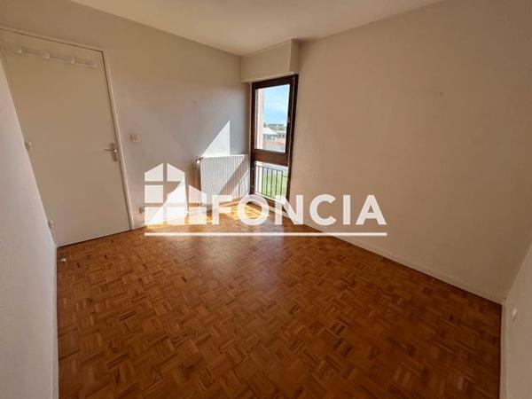 Location Appartement 4 pièces 75 m² - SQUARE MICHELET Albi 81000