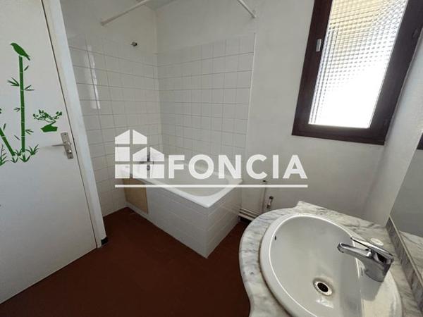 Location Appartement 4 pièces 75 m² - SQUARE MICHELET Albi 81000