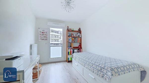 Appartement T3 Lumineux Balcon Garage double Saint-Genis-Pouilly 01630