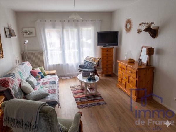 Appartement 3 pièces                                        - 43000 Le Puy-en-Velay Réf : 2675-CIFVFOREZVELAY