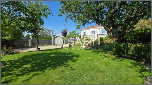 Maison au prix attractif sur un grand terrain à Landeronde