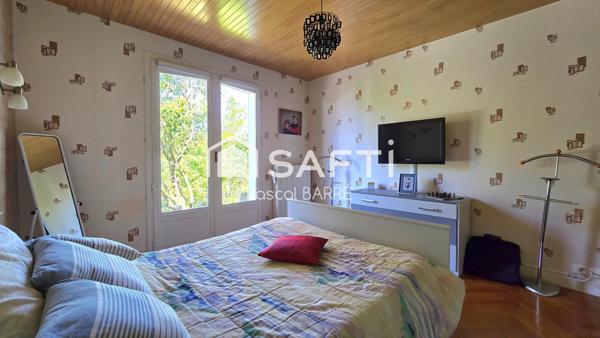 Maison au prix attractif sur un grand terrain à Landeronde