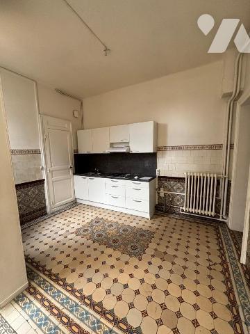 MAISON SITUE A CAMBRAI CENTRE VILLE