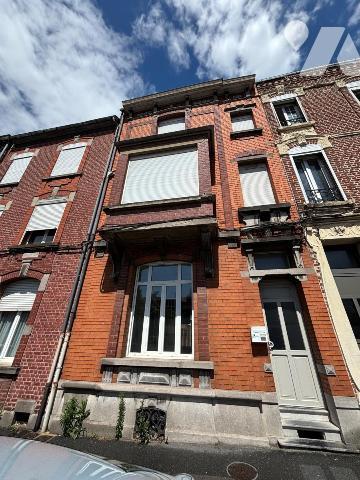 MAISON SITUE A CAMBRAI CENTRE VILLE
