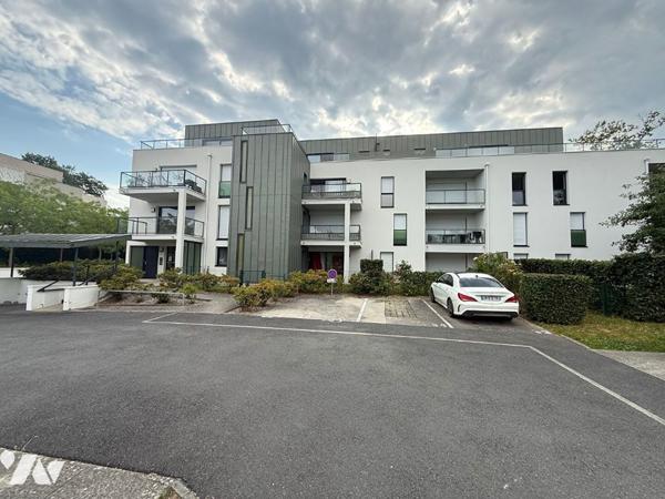BETTON - La Renaudais - T3 de 65m² avec terrasse et garage.