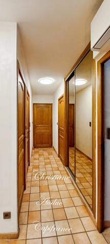 Maison à vendre 4 pièces, 109 m² sur terrain 483 m², Centre bourg Saint Bonnet de Joux