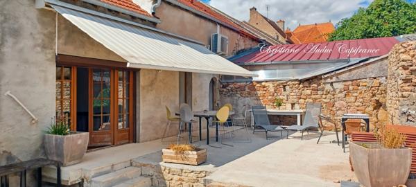 Maison à vendre 4 pièces, 109 m² sur terrain 483 m², Centre bourg Saint Bonnet de Joux