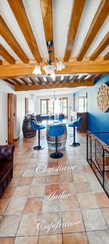 Maison à vendre 4 pièces, 109 m² sur terrain 483 m², Centre bourg Saint Bonnet de Joux