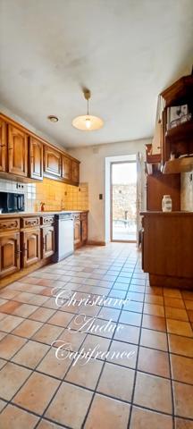 Maison à vendre 4 pièces, 109 m² sur terrain 483 m², Centre bourg Saint Bonnet de Joux