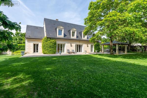 Maison à vendre à Saint-Cyr-sur-Loire dans l'Indre-et-Loire (37540), ref : 37107-25