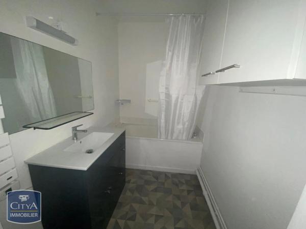 Appartement à louer 1 pièce 26.05m² Agen (47000)