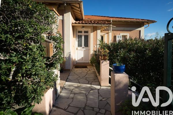 Maison à vendre 6 pièces 160 m² Antibes