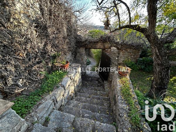 Maison 3 pièces de 66 m² à Ollioules (83190)