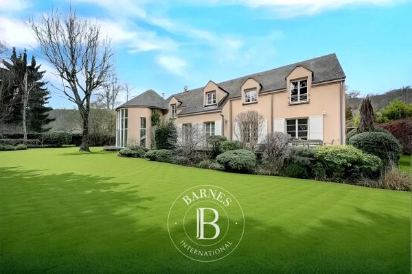 Jouy-en-Josas, Maison 4 Chambres -  330 m² à vendre