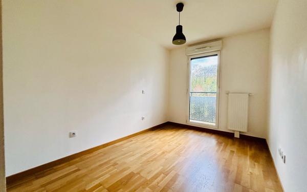 Appartement à vendre    3 pièces • 71,19 m2 Montévrain