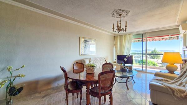 Très beau 4 pièces au dernier étage,garage et cave