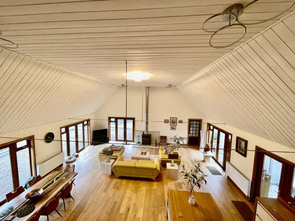 CHARMING 4-BEDROOM HOUSE WITH LARGE GROUNDS, WOODLAND AND 5,400 SQM OF LAND – ENERGY RATING A