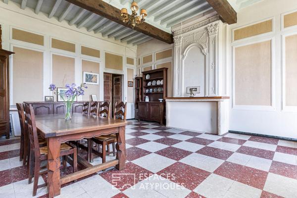 Maison de maître du XVIIIème siècle et sa chapelle secrète
