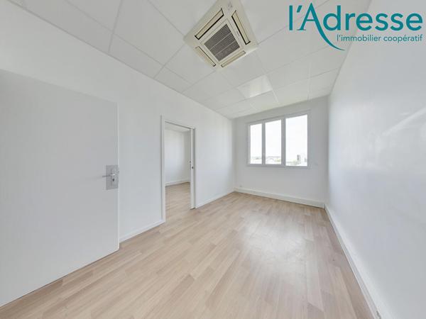 Bureaux Noisy Le Grand 33.84 m2