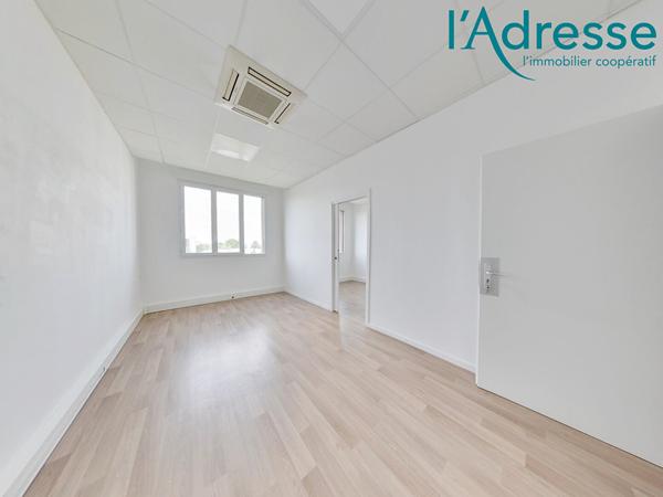 Bureaux Noisy Le Grand 33.84 m2