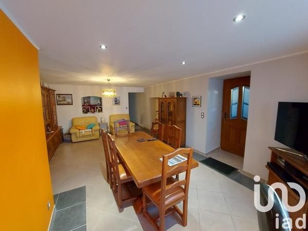 Maison de ville 9 pièces de 236 m² à Orgelet (39270)