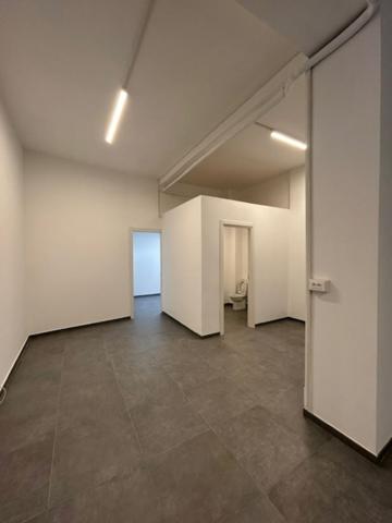 LOCAL COMMERCIAL SCALIERO 92m²