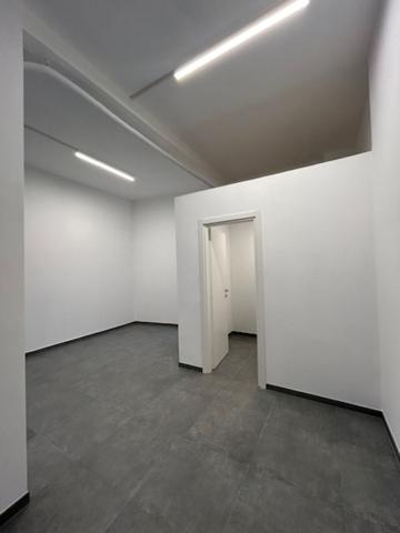 LOCAL COMMERCIAL SCALIERO 92m²