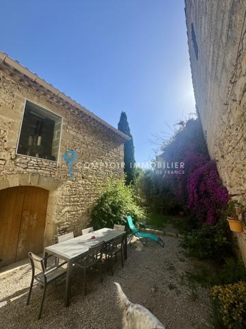 Maison de village
                                                                                                                                                                                                                                                                                                                        5 pièce(s)                                                                                                                                                                                                          4 chambre(s)                                                                                                                                                                                                          126  m²