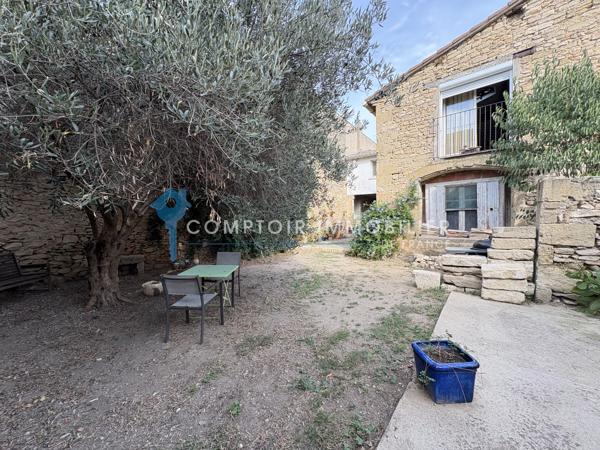 Maison de village
                                                                                                                                                                                                                                                                                                                        5 pièce(s)                                                                                                                                                                                                          4 chambre(s)                                                                                                                                                                                                          126  m²