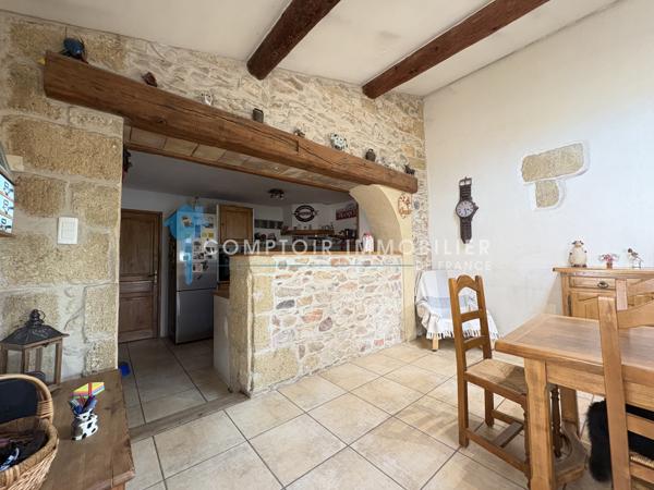 Maison de village
                                                                                                                                                                                                                                                                                                                        5 pièce(s)                                                                                                                                                                                                          4 chambre(s)                                                                                                                                                                                                          126  m²