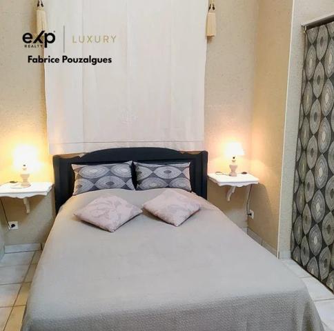 Propriété rare de 8,5 ha avec vue dominante, gîtes, sans contrainte d’exploitation