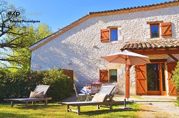 Propriété rare de 8,5 ha avec vue dominante, gîtes, sans contrainte d’exploitation