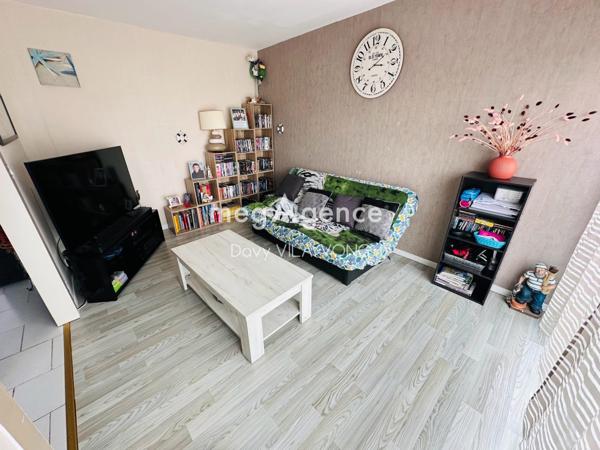 Maison à SAINT-PIERRE-MONTLIMART, 49600 - 5 pièces 100m²