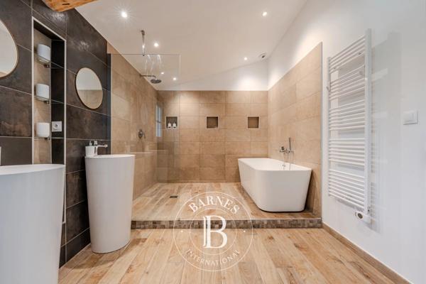 Pernes-les-Fontaines, Mas 8 Chambres -  490 m² à vendre