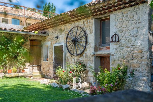 Pernes-les-Fontaines, Mas 8 Chambres -  490 m² à vendre