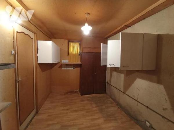 A Saint Pierre du Regard une maison d'habitation de plain-pied  de 6 pièces principales à rénov...