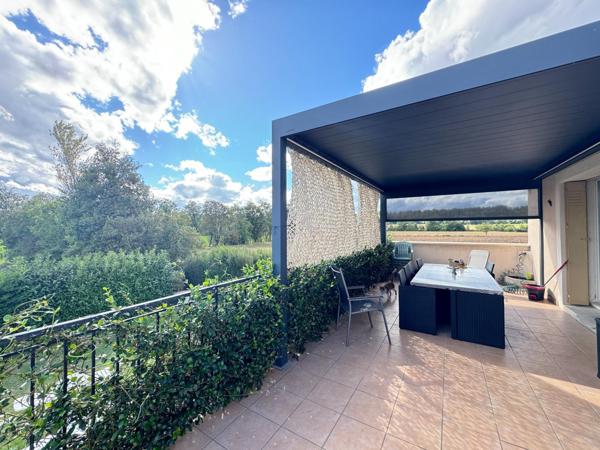 Maison 182 m², terrain 2320 m² + revenus