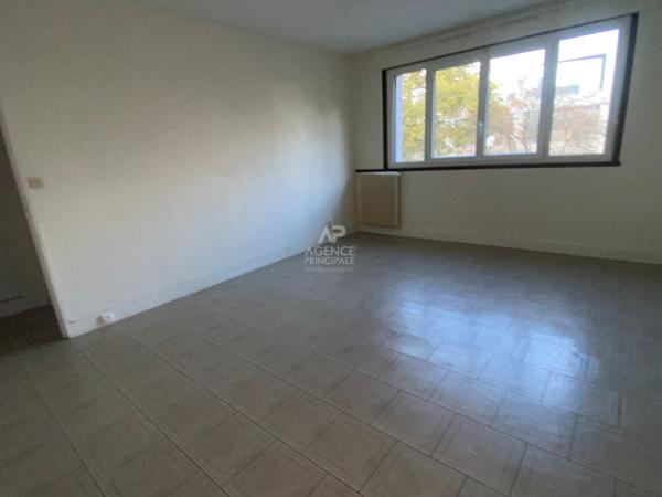 Appartement Nanterre 2 pièce(s) 39 m2 €245 000 ** - Référence 15087