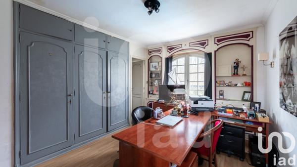 Pavillon 8 pièces de 226 m² à Seclin (59113)