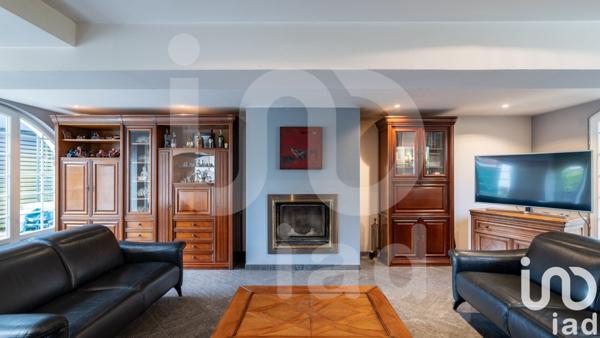 Pavillon 8 pièces de 226 m² à Seclin (59113)