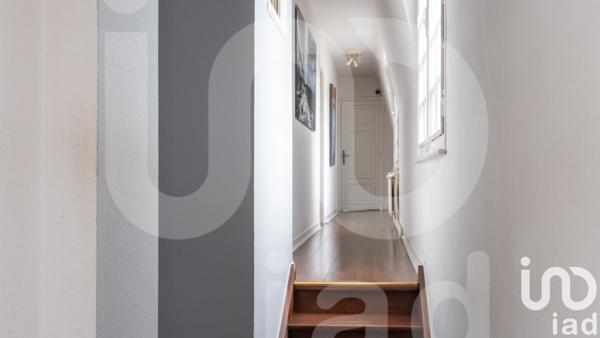 Pavillon 8 pièces de 226 m² à Seclin (59113)