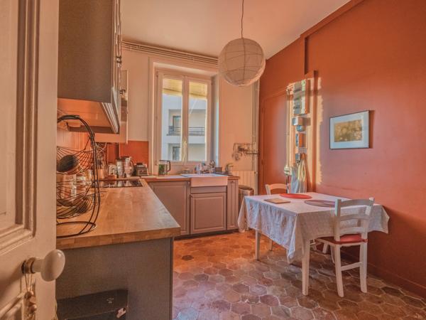 Saint-Cloud - Appartement Familial Haussmannien