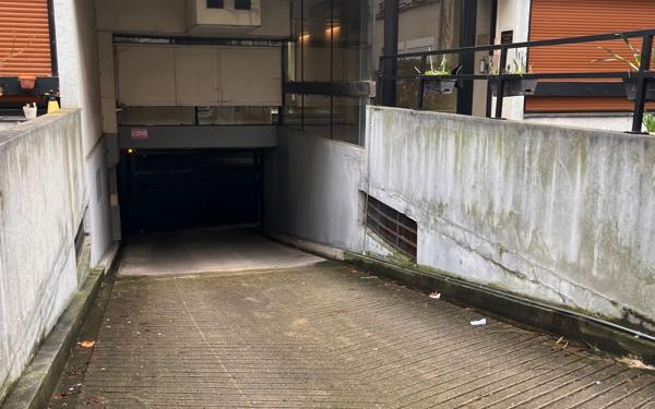 Stationnement à louer    Paris 13