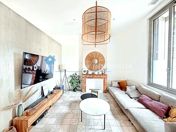 Maison
                                                                                                                                                                                                                                                                                                                        5 pièce(s)                                                                                                                                                                                                          4 chambre(s)                                                                                                                                                                                                          160  m²