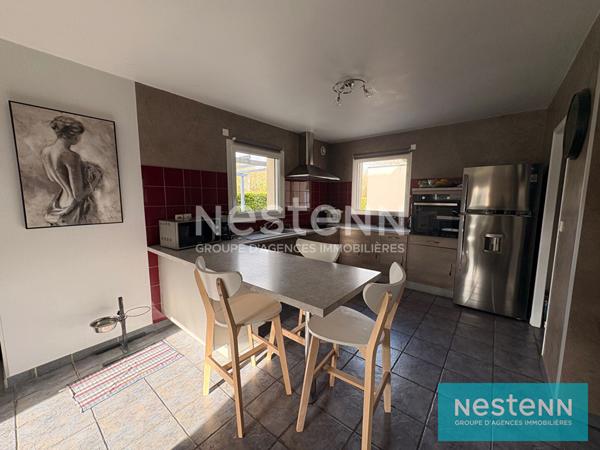 A vendre MAISON CONTEMPORAINE aux portes de LAMBALLE vivable de plain pied