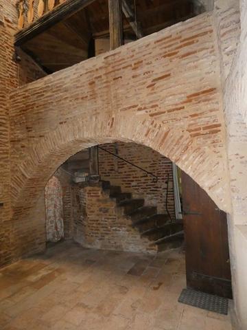 À vendre - Maison ancienne, 8 pièces située à Cahors (46000)
