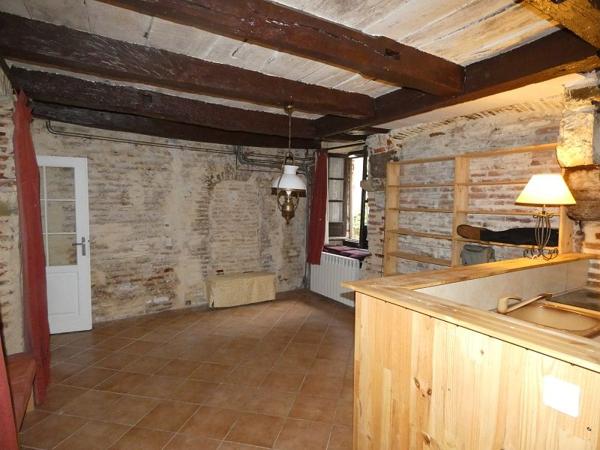 À vendre - Maison ancienne, 8 pièces située à Cahors (46000)