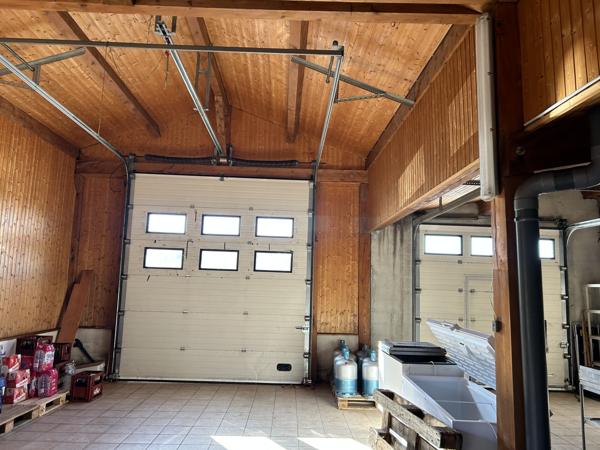 Le Brugeron (63880) MAISON 170 M2 10 PIECES SUR TERRAIN DE 2567 M2 AU BRUGERON