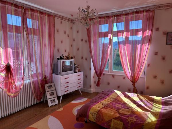 Le Brugeron (63880) MAISON 170 M2 10 PIECES SUR TERRAIN DE 2567 M2 AU BRUGERON